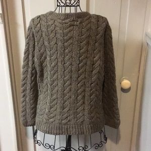 H&M Sweaters - H&M Thick Cable Knit Wool Sweater H&M Sweaters - H&M Thick Cable Knit Wool Sweater